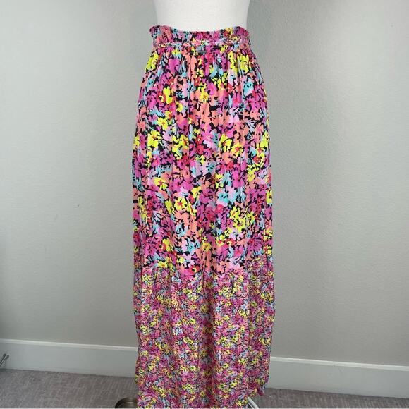 Maaji Pink Multi Floral Wrap Skirt Swim Cover Medium - Picture 5 of 7